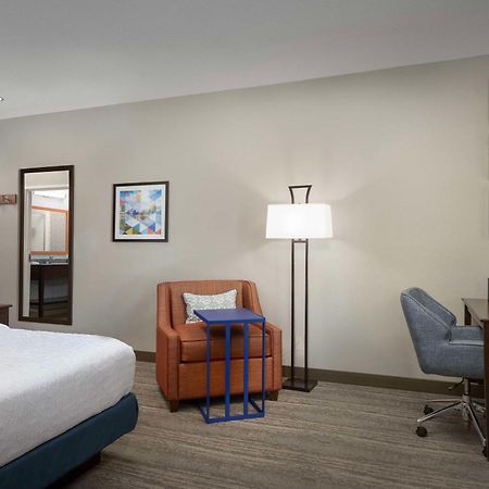Hampton Inn & Suites Huntsville Research Park Area Екстер'єр фото