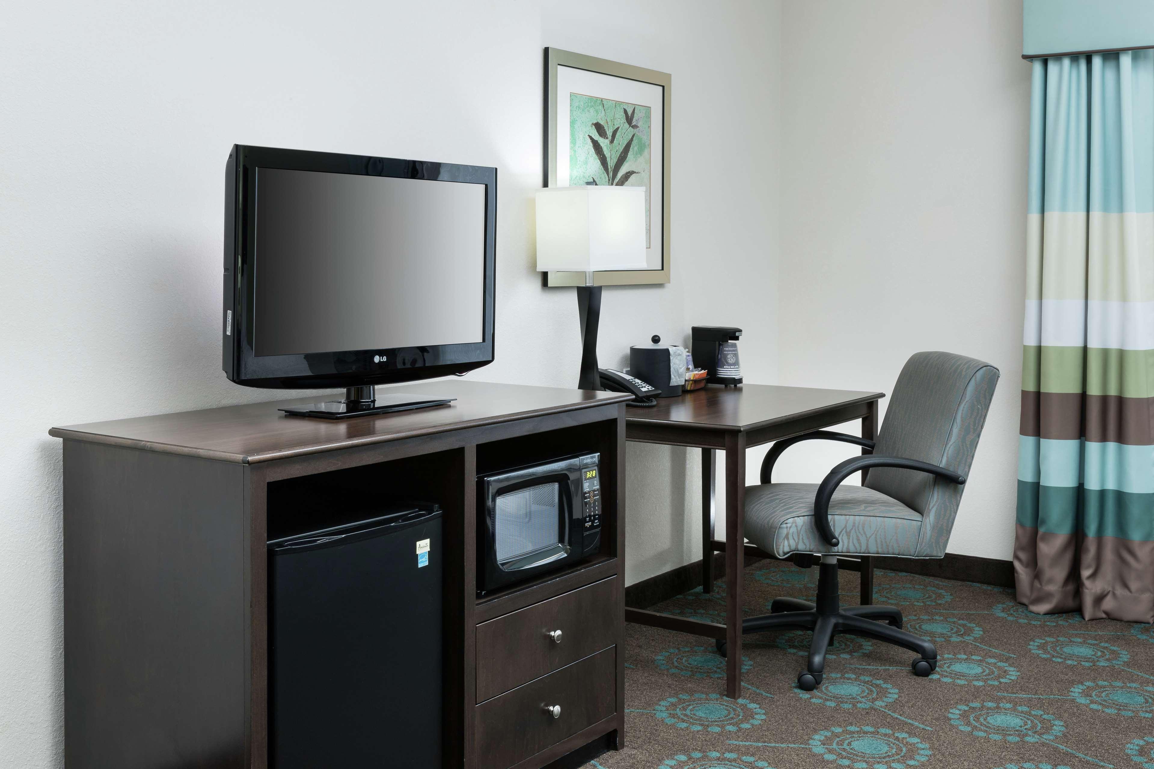 Hampton Inn & Suites Huntsville Research Park Area Екстер'єр фото