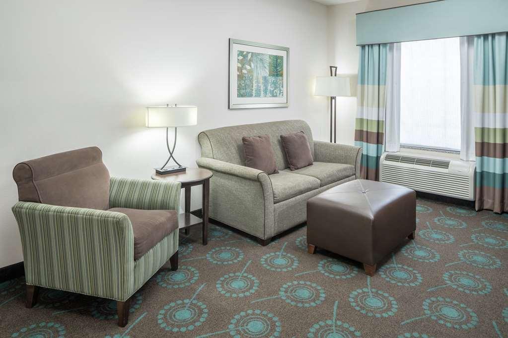 Hampton Inn & Suites Huntsville Research Park Area Номер фото