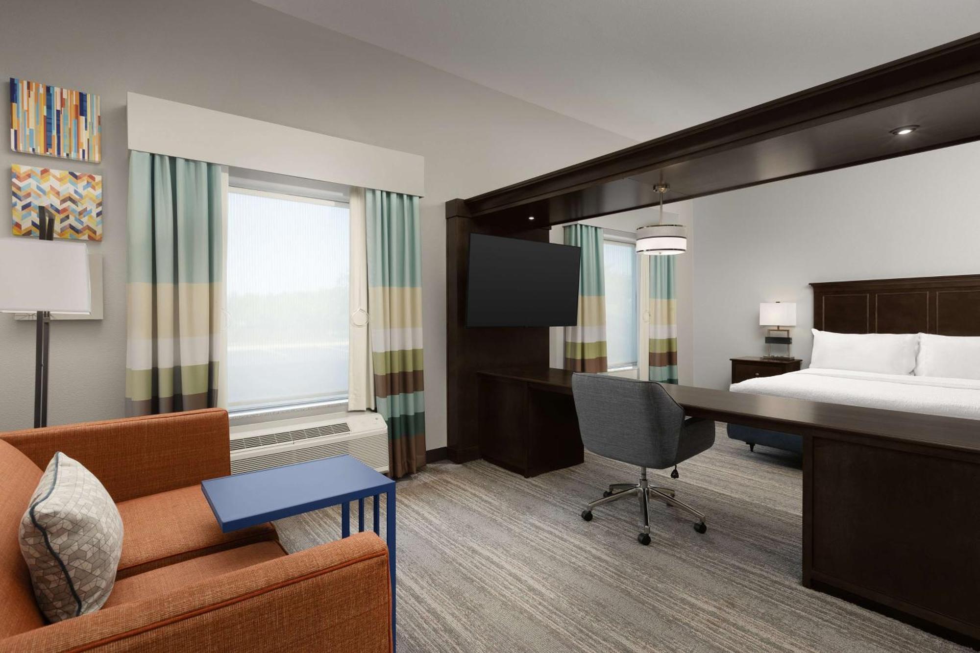 Hampton Inn & Suites Huntsville Research Park Area Екстер'єр фото