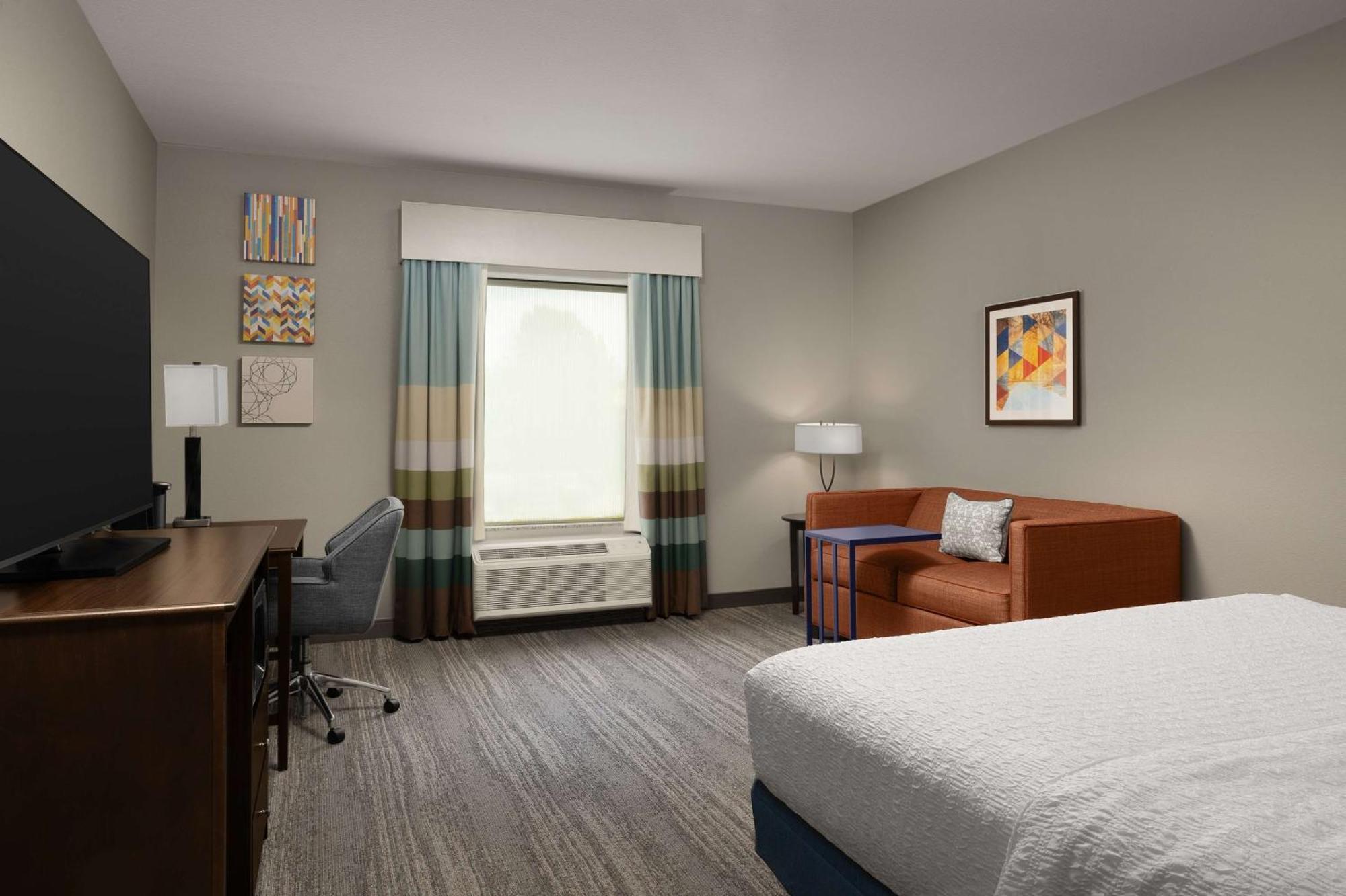 Hampton Inn & Suites Huntsville Research Park Area Екстер'єр фото