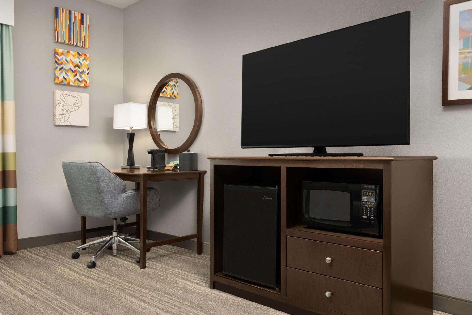 Hampton Inn & Suites Huntsville Research Park Area Екстер'єр фото