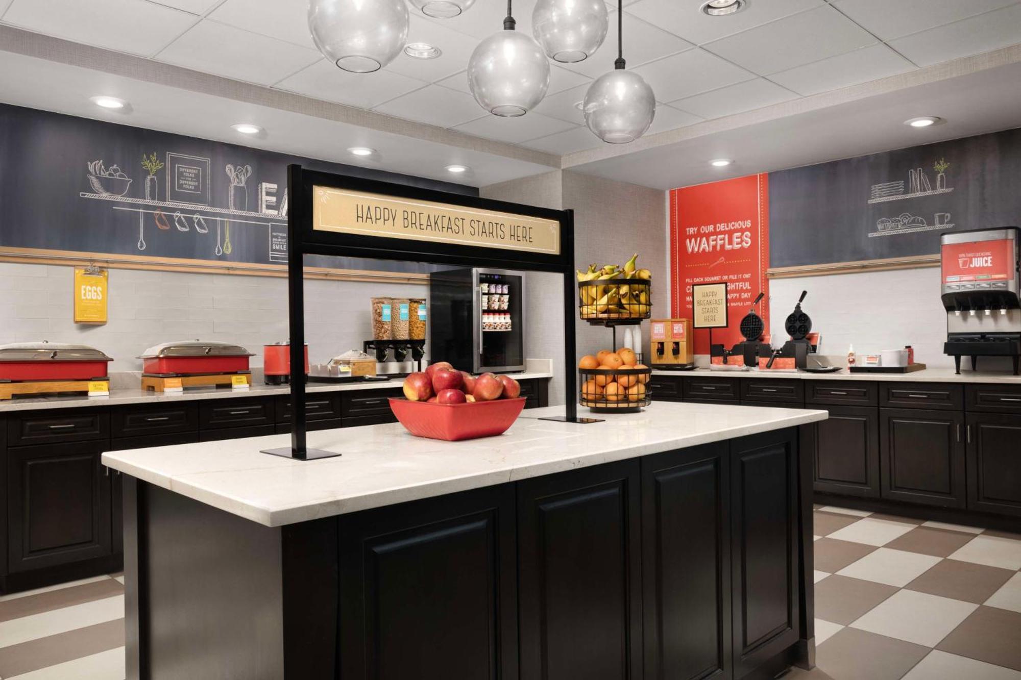 Hampton Inn & Suites Huntsville Research Park Area Екстер'єр фото