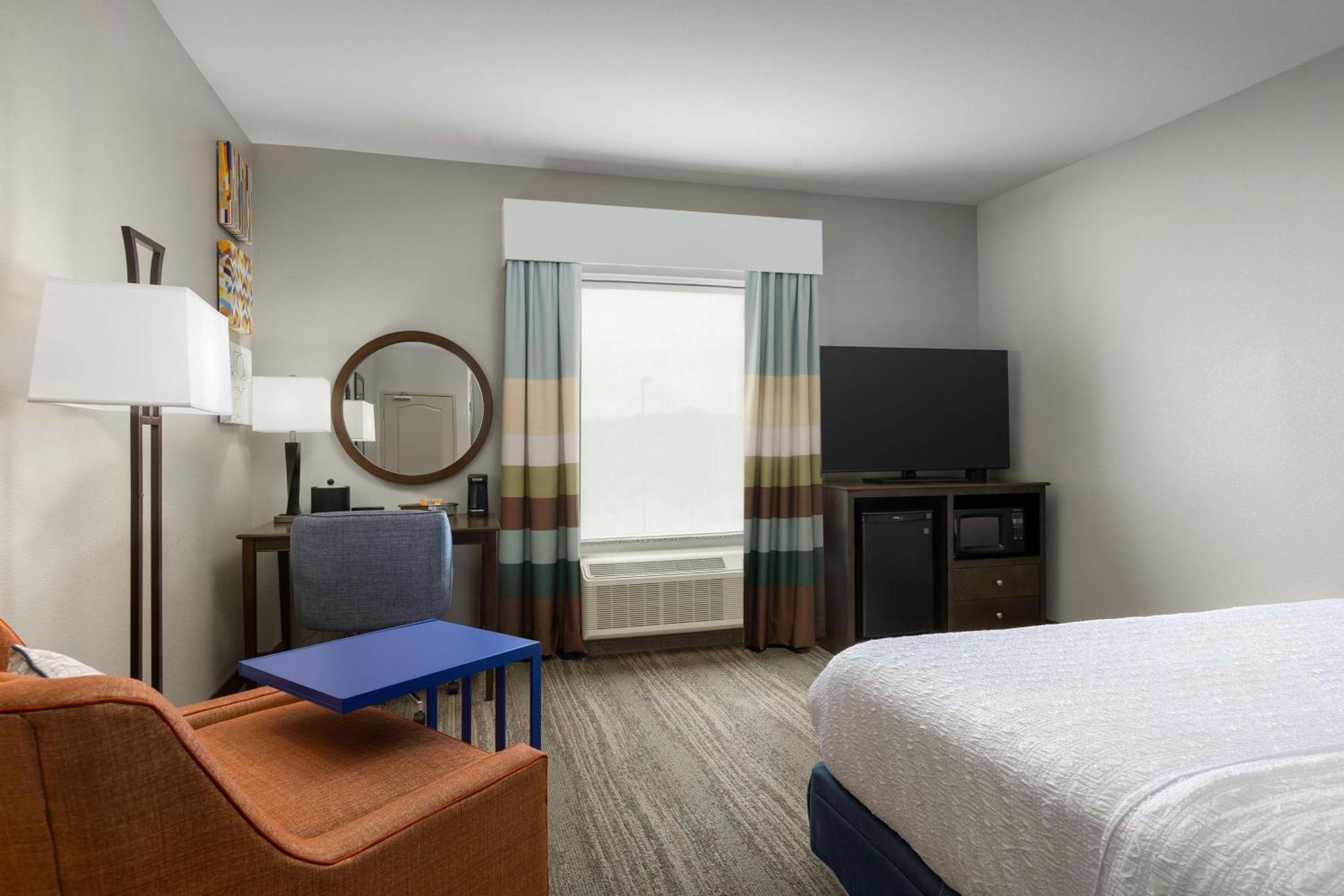Hampton Inn & Suites Huntsville Research Park Area Екстер'єр фото